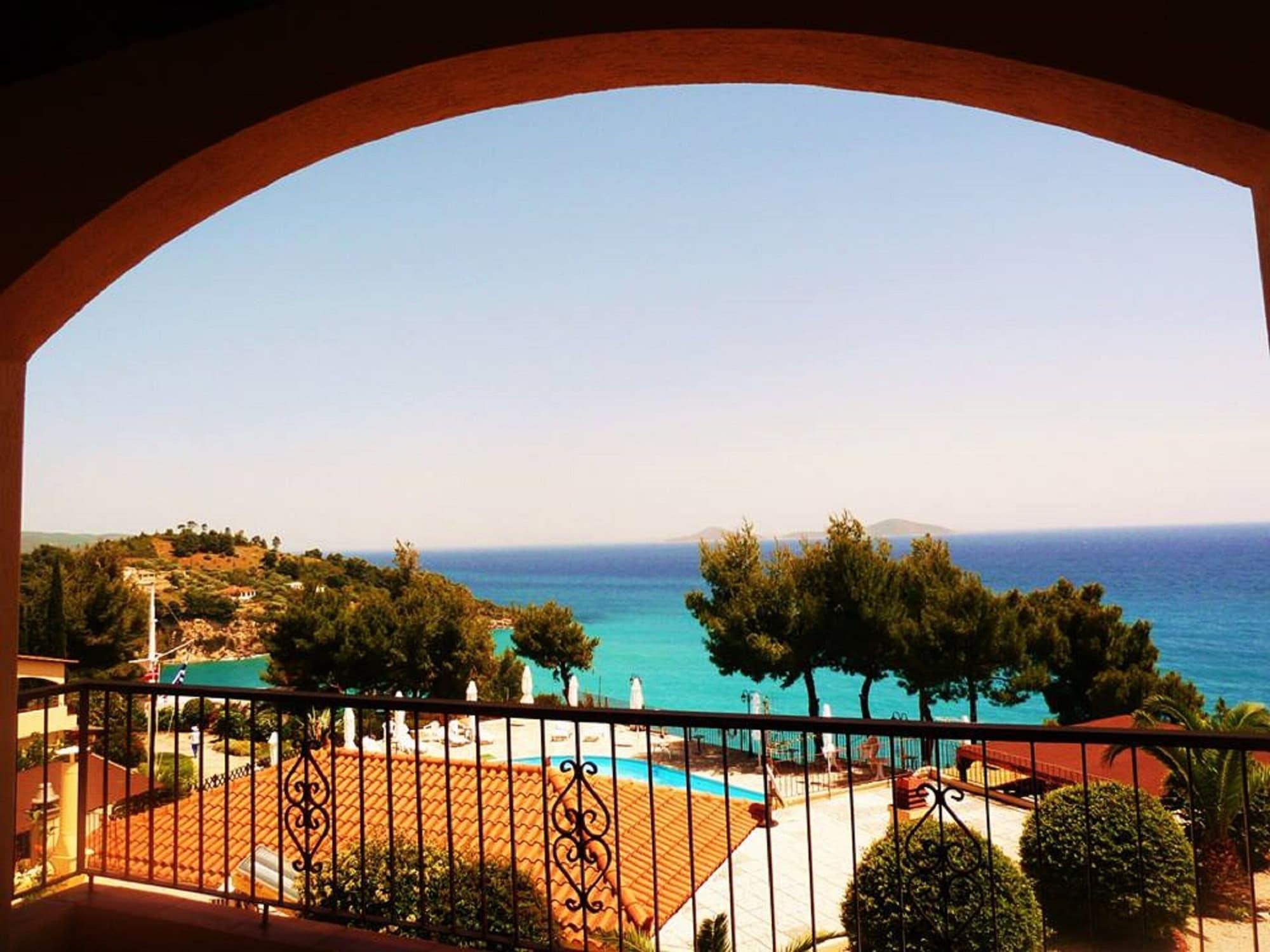 Milia Bay Hotel Apartments Bagian luar foto